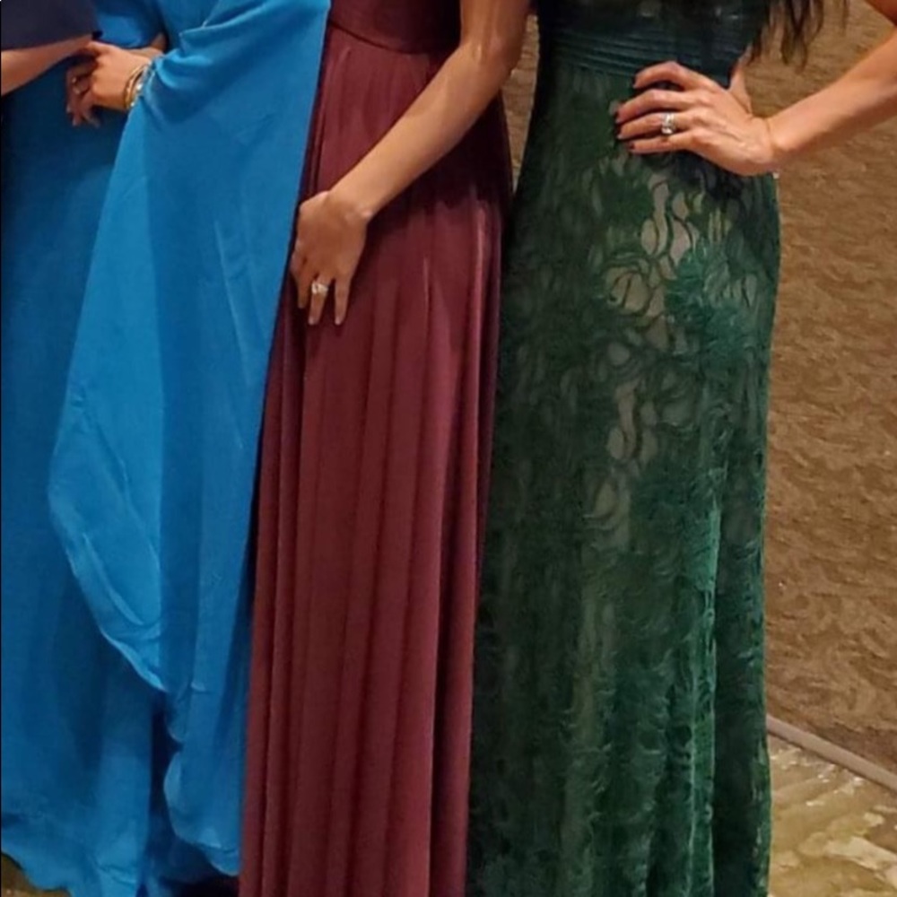 Formal Dress - Picture 14 of 15